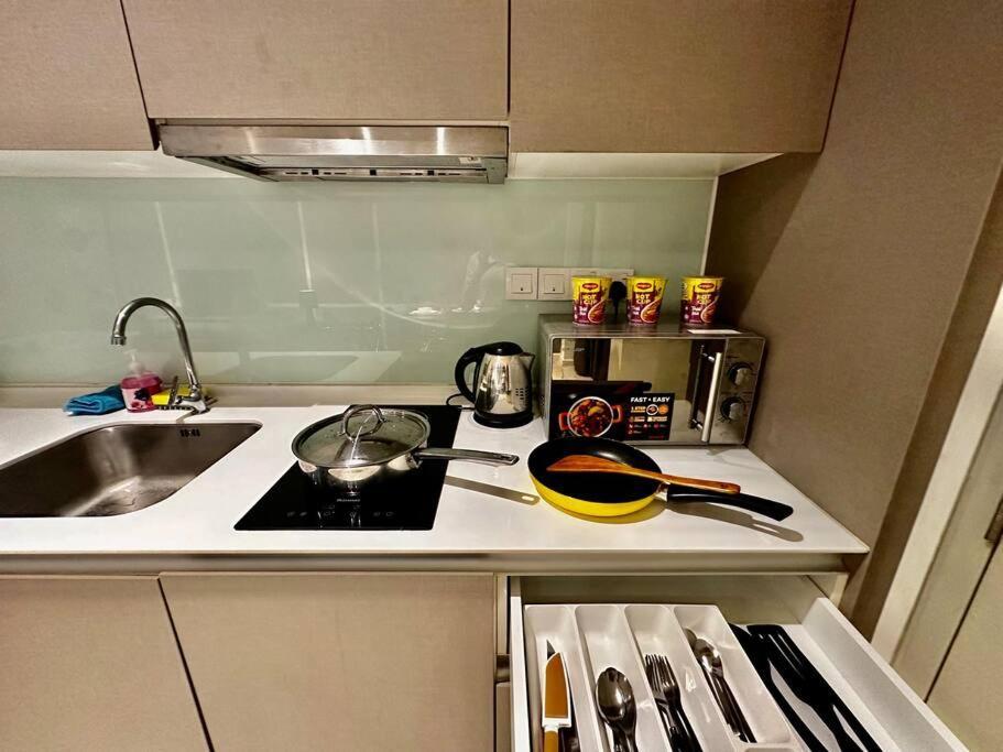 Royal Place- Tamarind Suite Cyberjaya Buitenkant foto